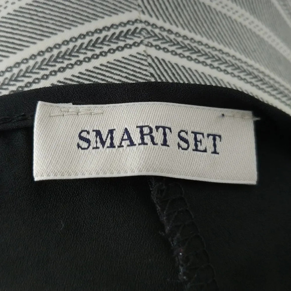 Smart Set Semi-Sheer High-Low Sleeveless  Blouse, M - Picture 5 of 5